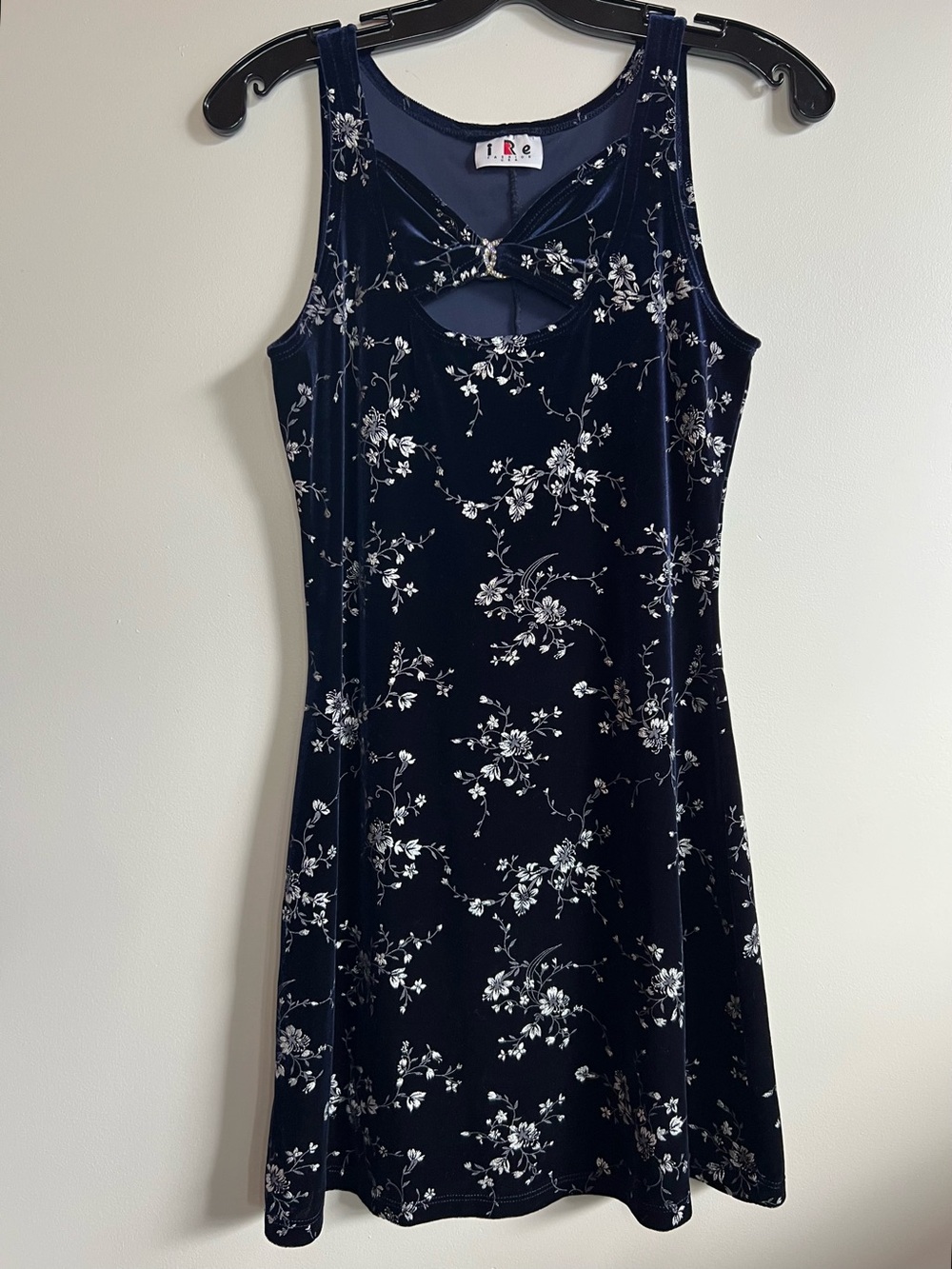 IRE Black Velvet Floral Sleeveless Mini Dress Cocktail Party Holiday Size Medium